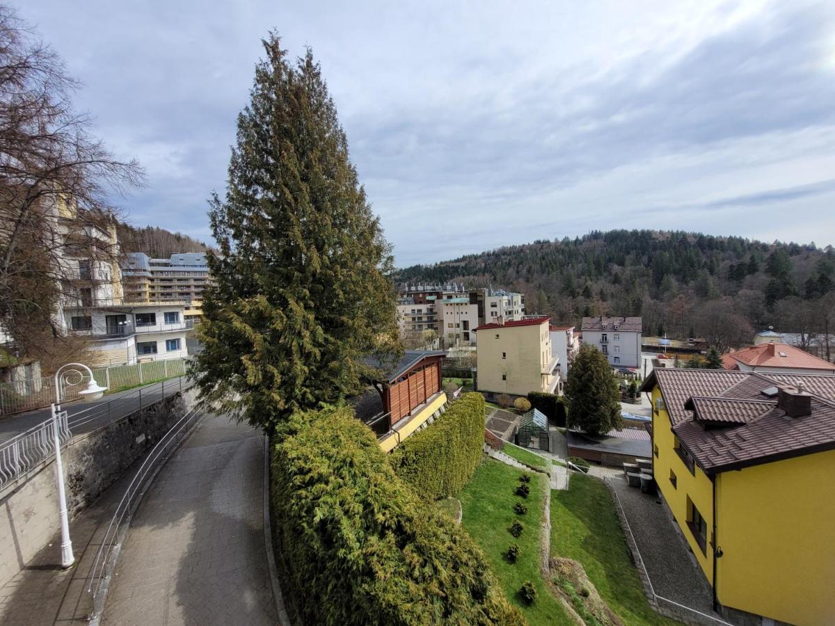Zajazd Meran Krynica-Zdrój Esterno foto
